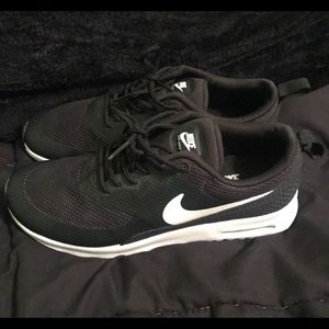Nike Air Max Thea Women’s